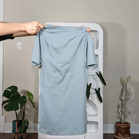 🚫 Clothing Swapped - Athleta Momentum Seamless Tee - Picture 7 of 9